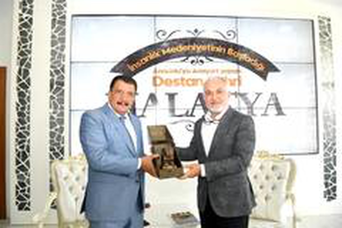 Gürkan\'dan Kızılay\'ın çalışmalarına övgü