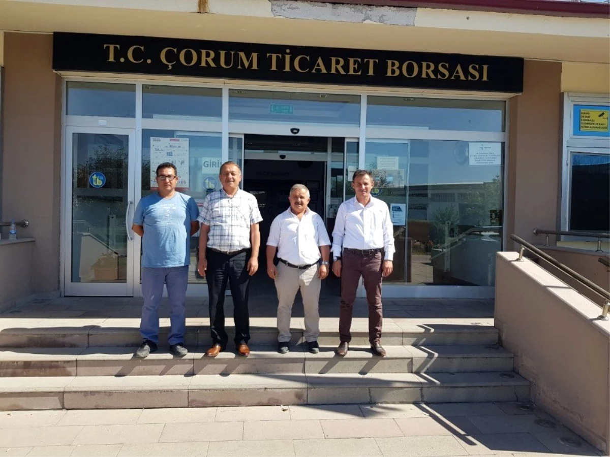 İl Müdürü Sarı ve Mehmet Sayan Ticaret Borsası\'nı ziyaret etti