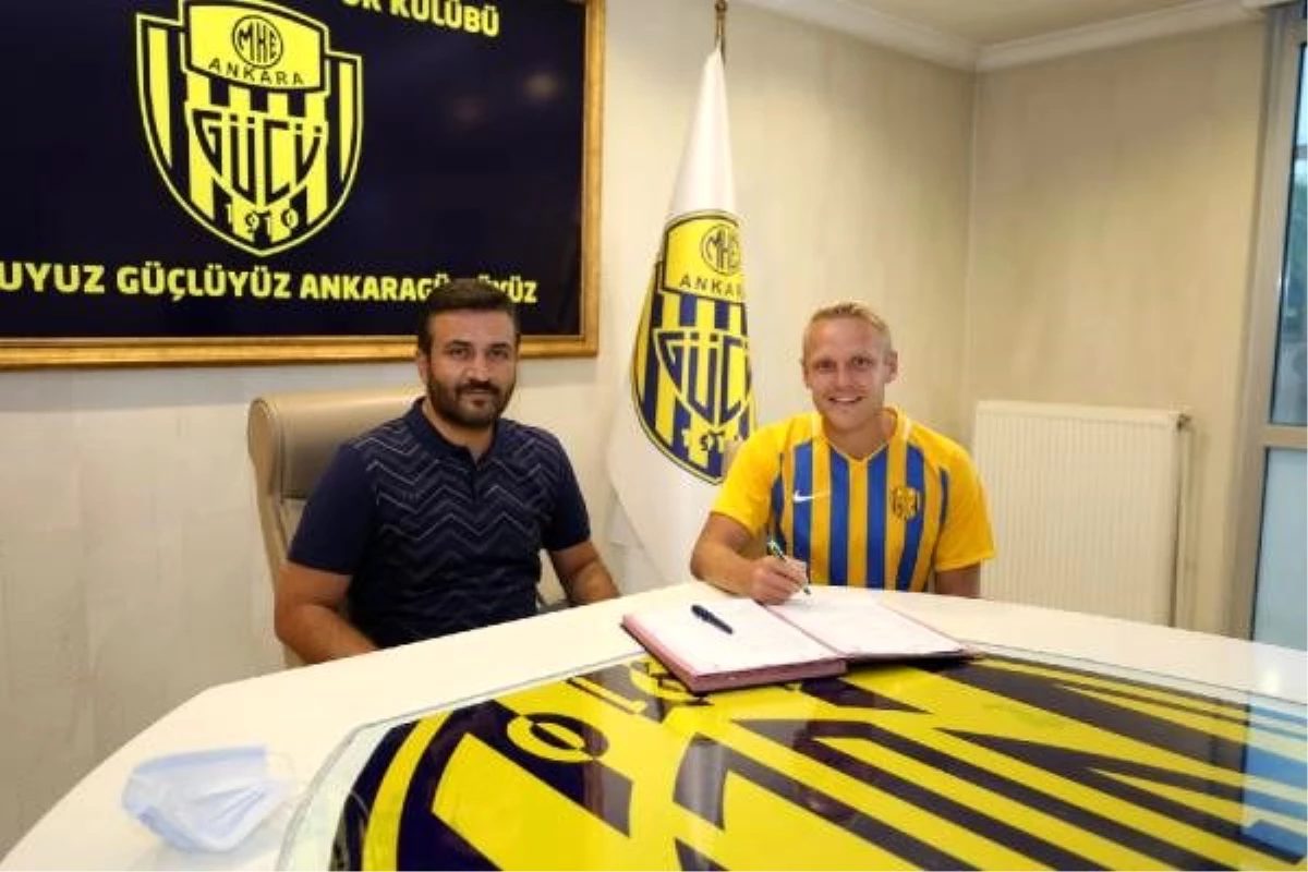 MKE Ankaragücü, Lukasik ile 2+1 yıllık sözleşme imzaladı