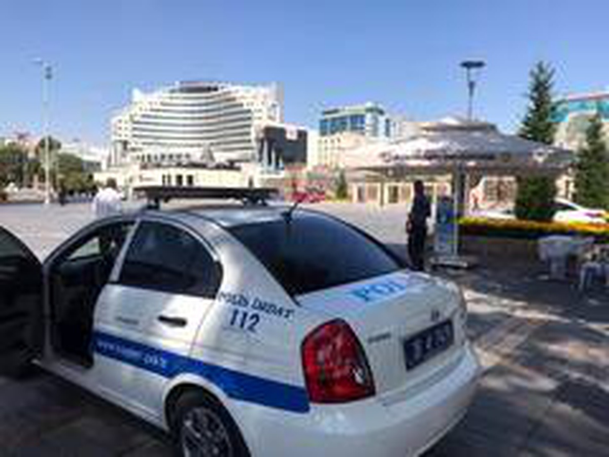 Son dakika haber! Polis ekipleri vatandaşları maske takmaları konusunda megafonla uyardı