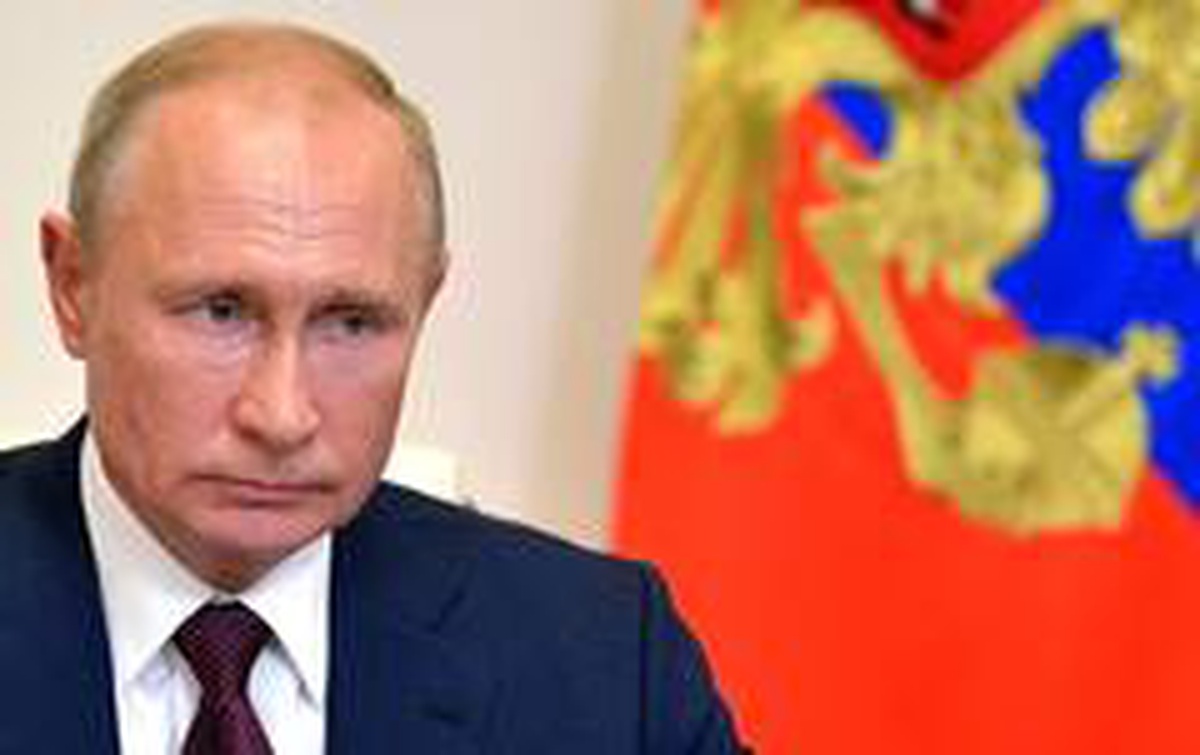 Putin: "Rusya\'nın korona virüs aşısı tescillendi"