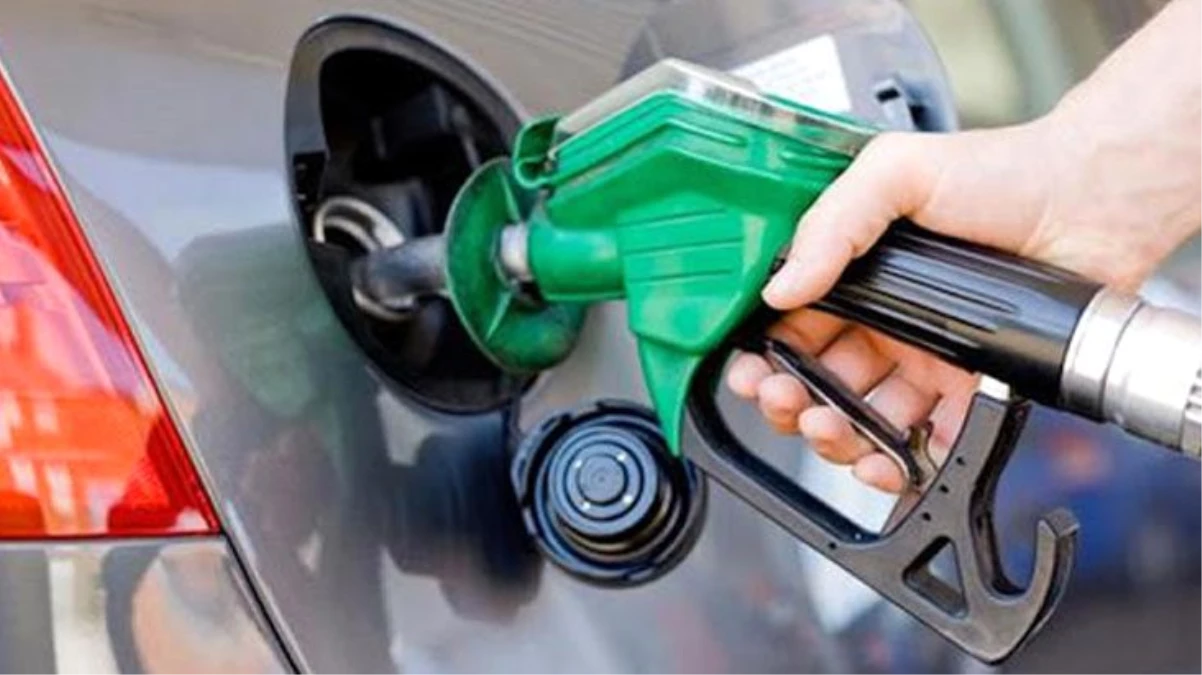 Son Dakika: Benzinin pompa fiyatına büyük zam geldi