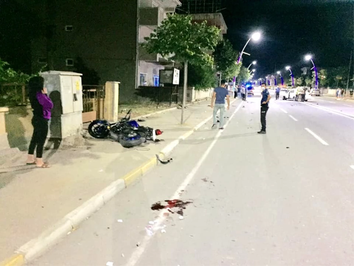 Son dakika haber: İpsala\'da motosiklet ve otomobil çarpıştı: 1 ölü, 1 yaralı
