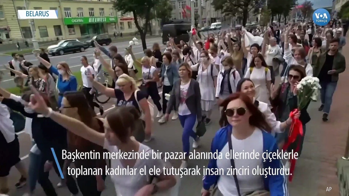 Belarus\'ta Kadınlardan Protestolara Destek