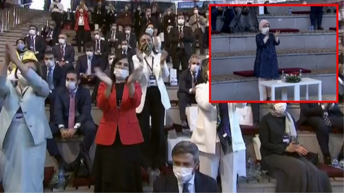 Cumhurbaşkanı Erdoğan\'ın kadına şiddet tartışmalarına yönelik sözleri ayakta alkışlandı