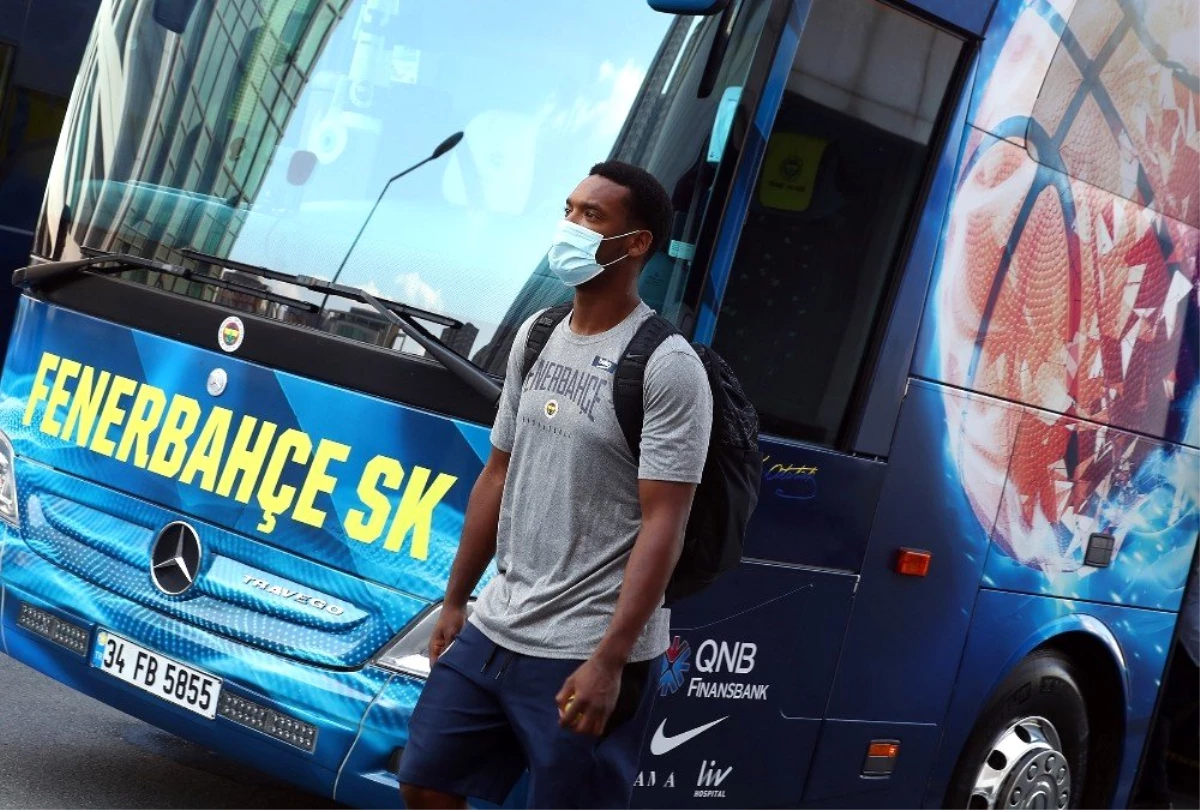 Fenerbahçe basketbol takımı yeni sezon hazırlıklarını Topuk Yaylası\'nda sürdürecek