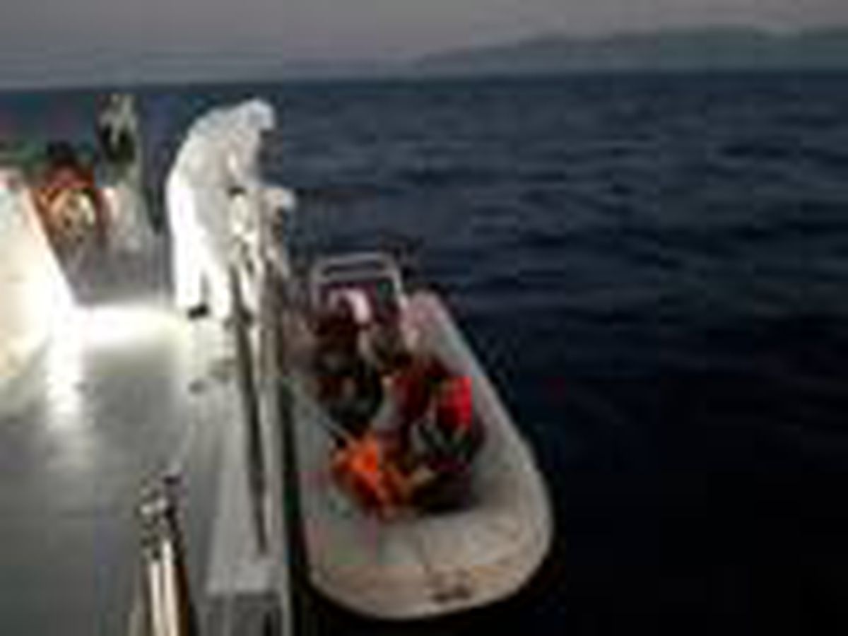 Marmaris\'te 23 kaçak göçmen kurtarıldı