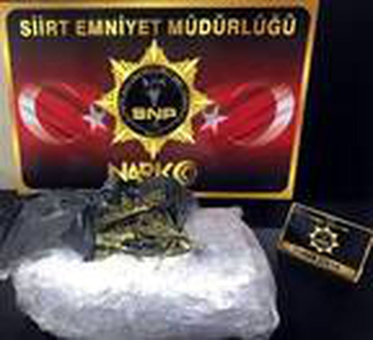 Son Dakika | Siirt\'te otomobilde uyuşturucuyla yakalanan 3 kişiye gözaltı