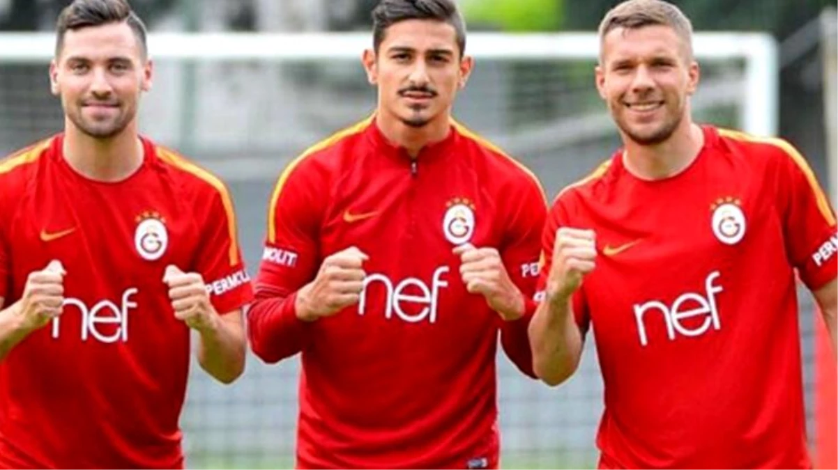 Galatasaray ve Başakşehir\'in ilgilendiği Koray Günter, transfer için İstanbul\'a geldi