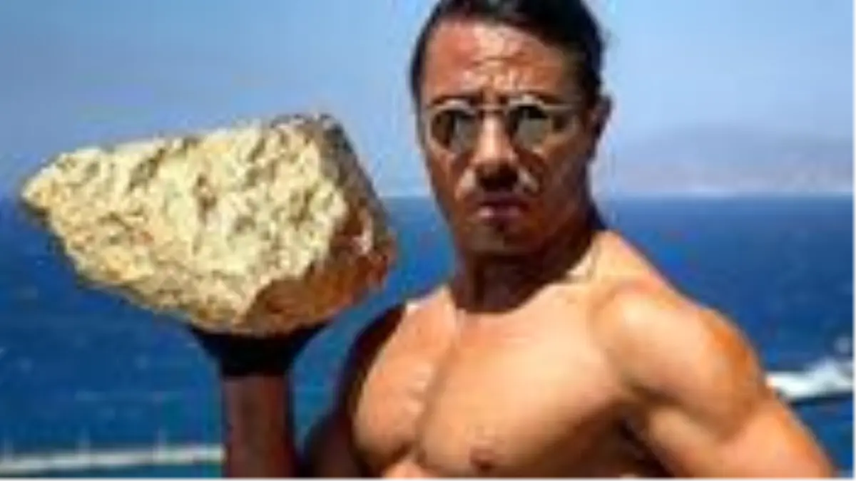 Nusret\'in taşına ilgi çok ama almak isteyen yok! Şimdi de altınla kaplatıp fiyatı da iki katına çıkardı