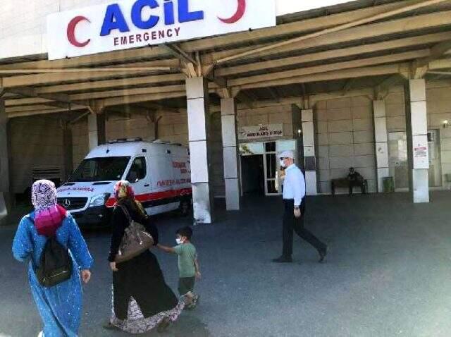 Şanlıurfa Valisi, tebdili kıyafet koronavirüs denetimine çıktı