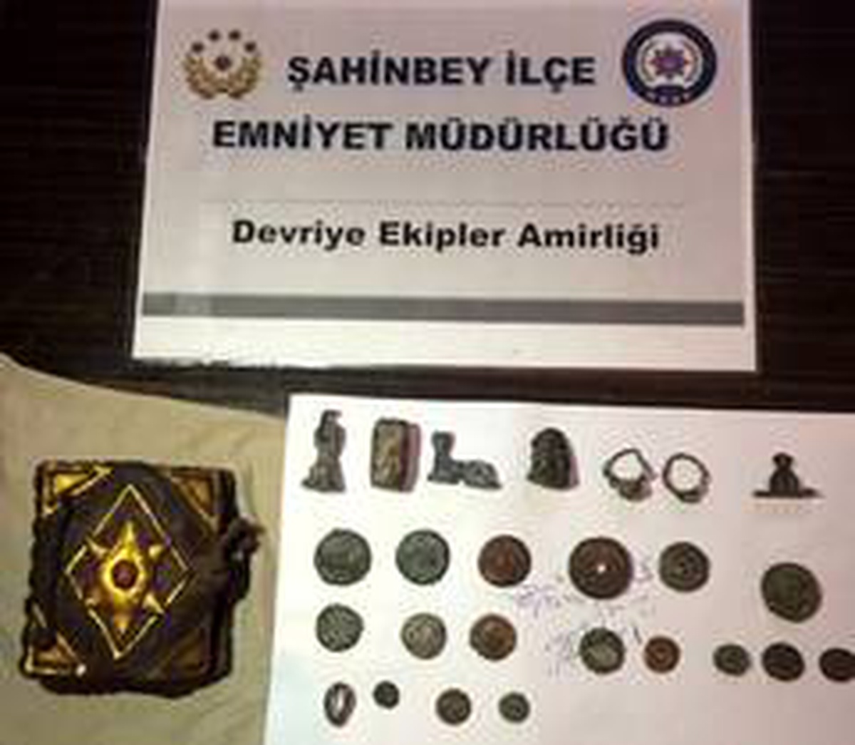 Tarihi eser kaçakçıları yakayı ele verdi