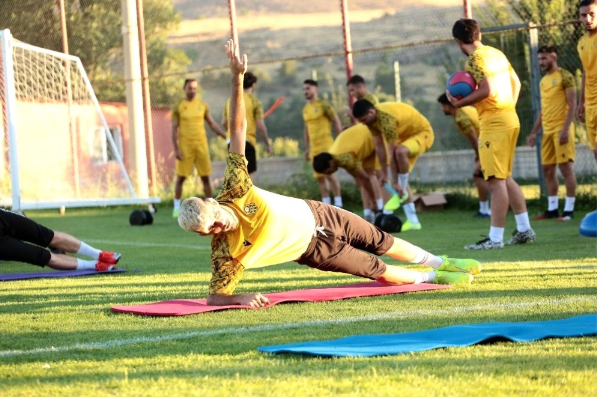 Yeni Malatyaspor 3 Arjantinli futbolcu ile anlaşamaya vardı