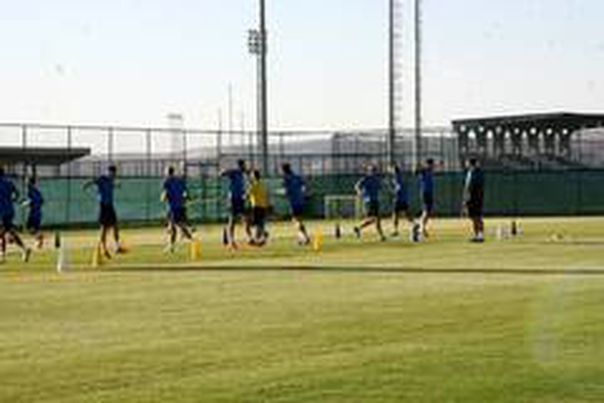 Ankaragücü ayağının tozu ile ilk antrenmanına çıktı