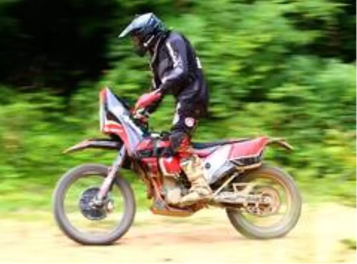 Aytemiz\'den Dr. Deniz Algün\'e Trans Anatolia Rallisi\'nde destek