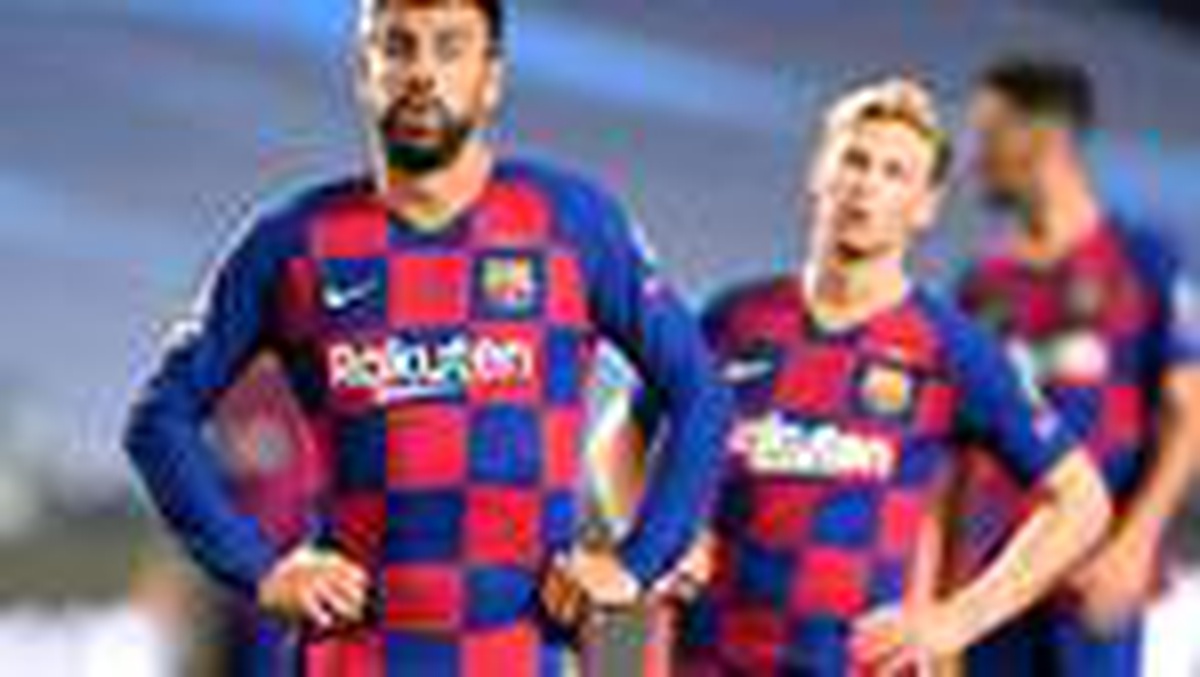Bayern Münih\'ten 8 gol yiyen Barcelona\'da Pique isyan etti!