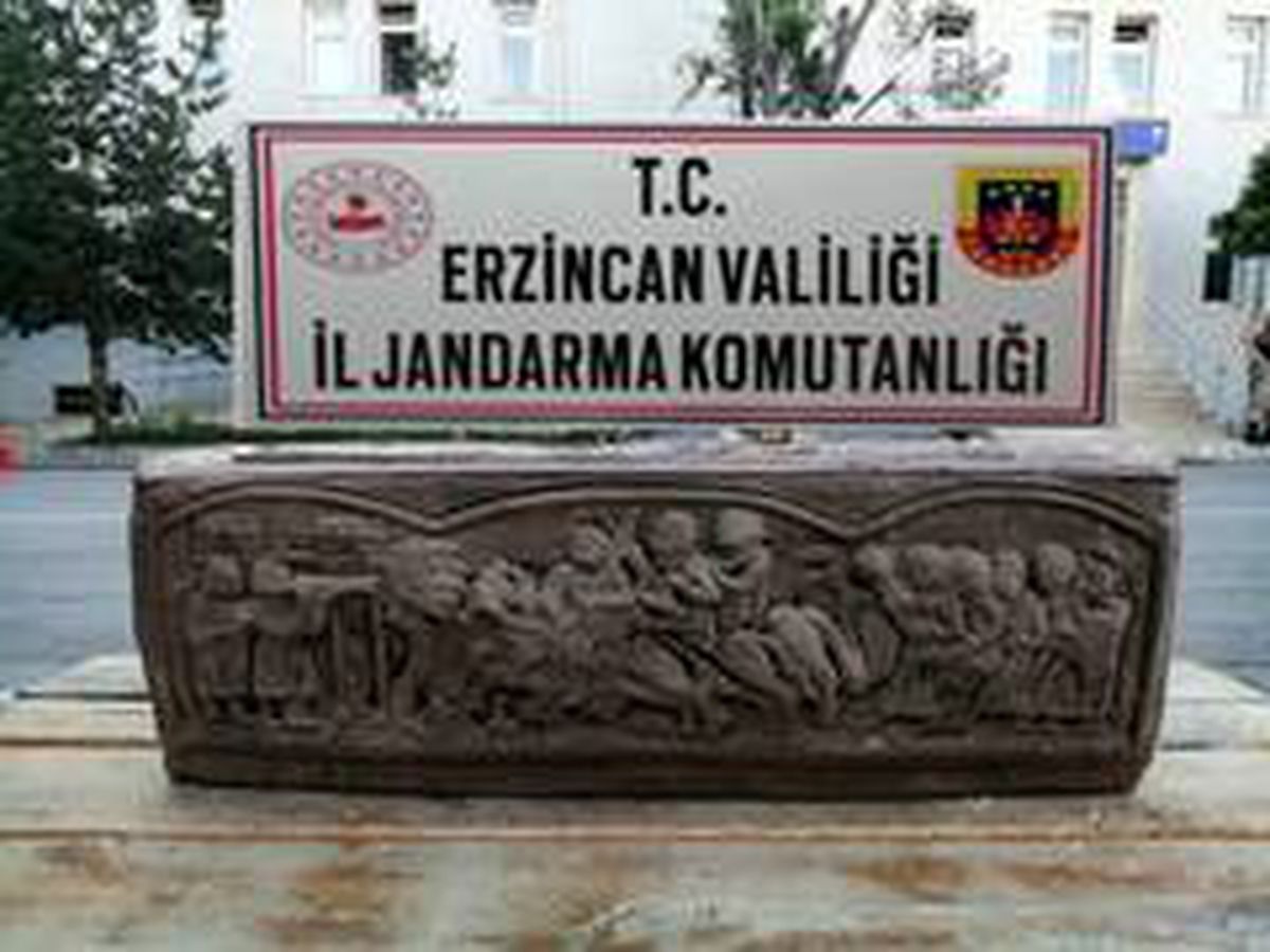 Erzincan\'da lahit mezarını satmaya çalışan 5 kişi yakalandı