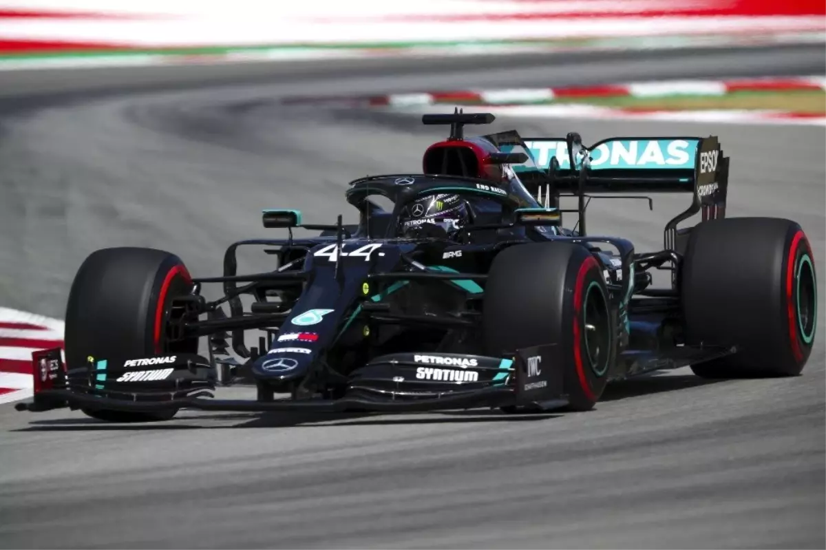 Barcelona\'da da Lewis Hamilton zirvede