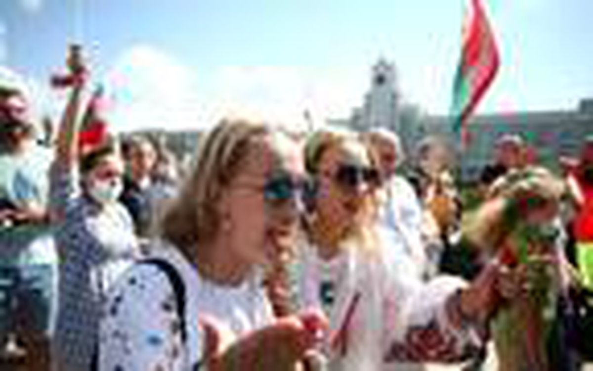 Belarus\'ta Lukaşenko\'ya destek mitingi