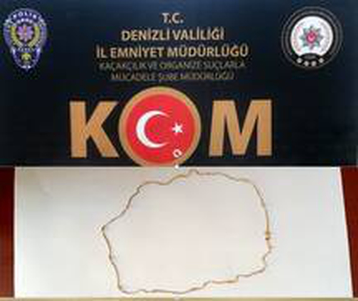 Sahte altın satmak isterken suçüstü yakalandı