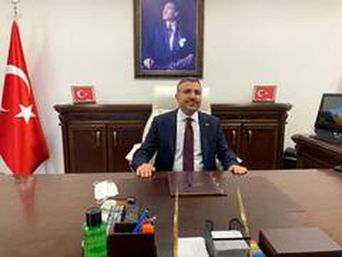 Vali Atay, "Depremi hiçbir zaman unutmayacağız"