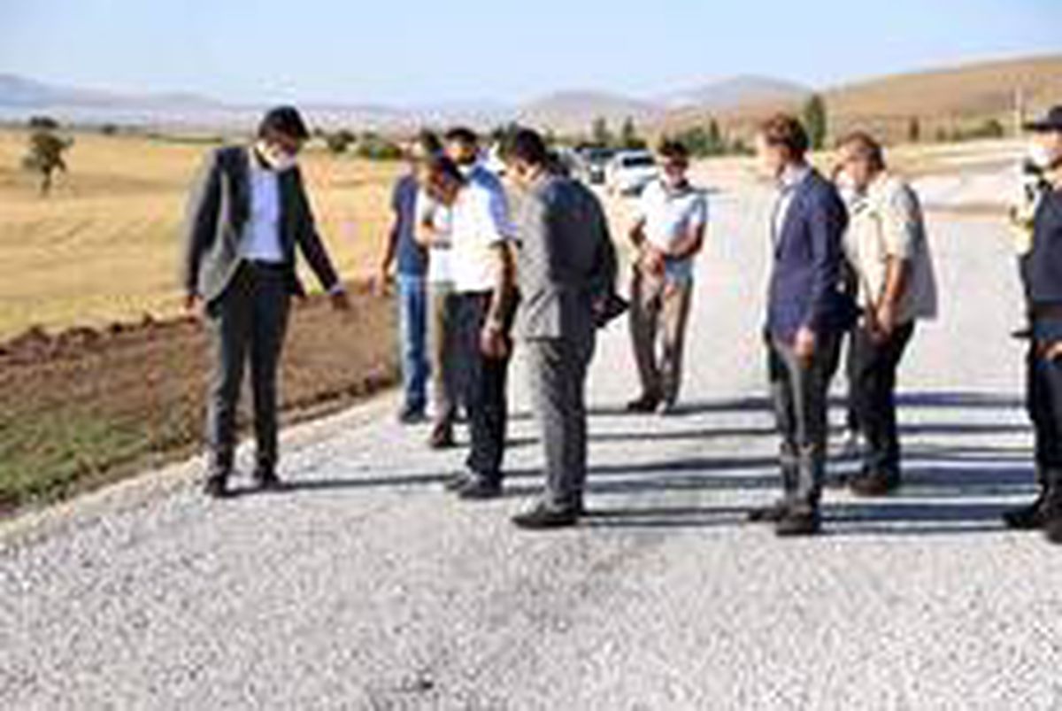 Vali Çelik, Altıntaş ilçesine bağlı Osmaniye-Yayla Köy yolunu inceledi