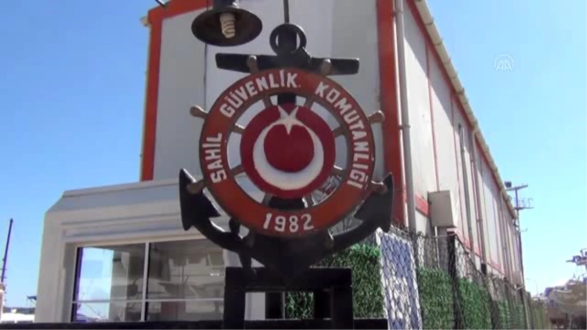 Ayvalık açıklarında Türk kara sularına geri itilen 42 ...