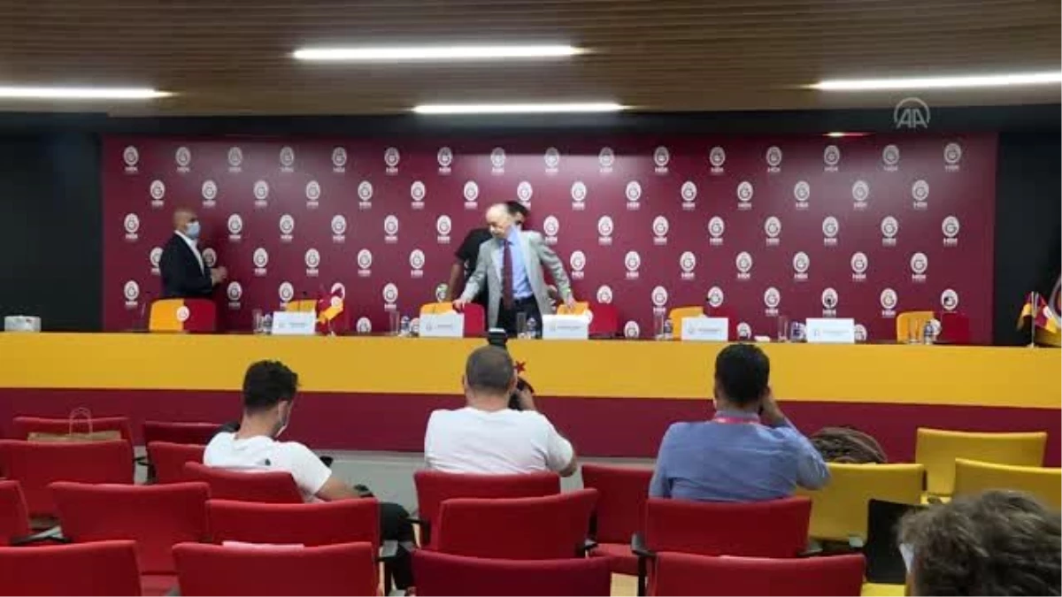 Galatasaray Kulübü Başkanı Cengiz: "Kadın voleybolunun her zaman destekçisi olacağız"