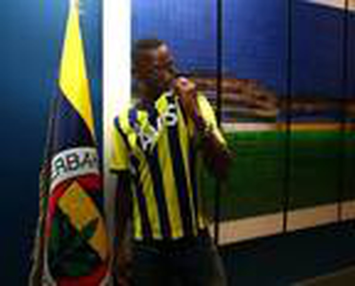 Mame Thiam\'dan Fenerbahçe\'ye 3 yıllık imza