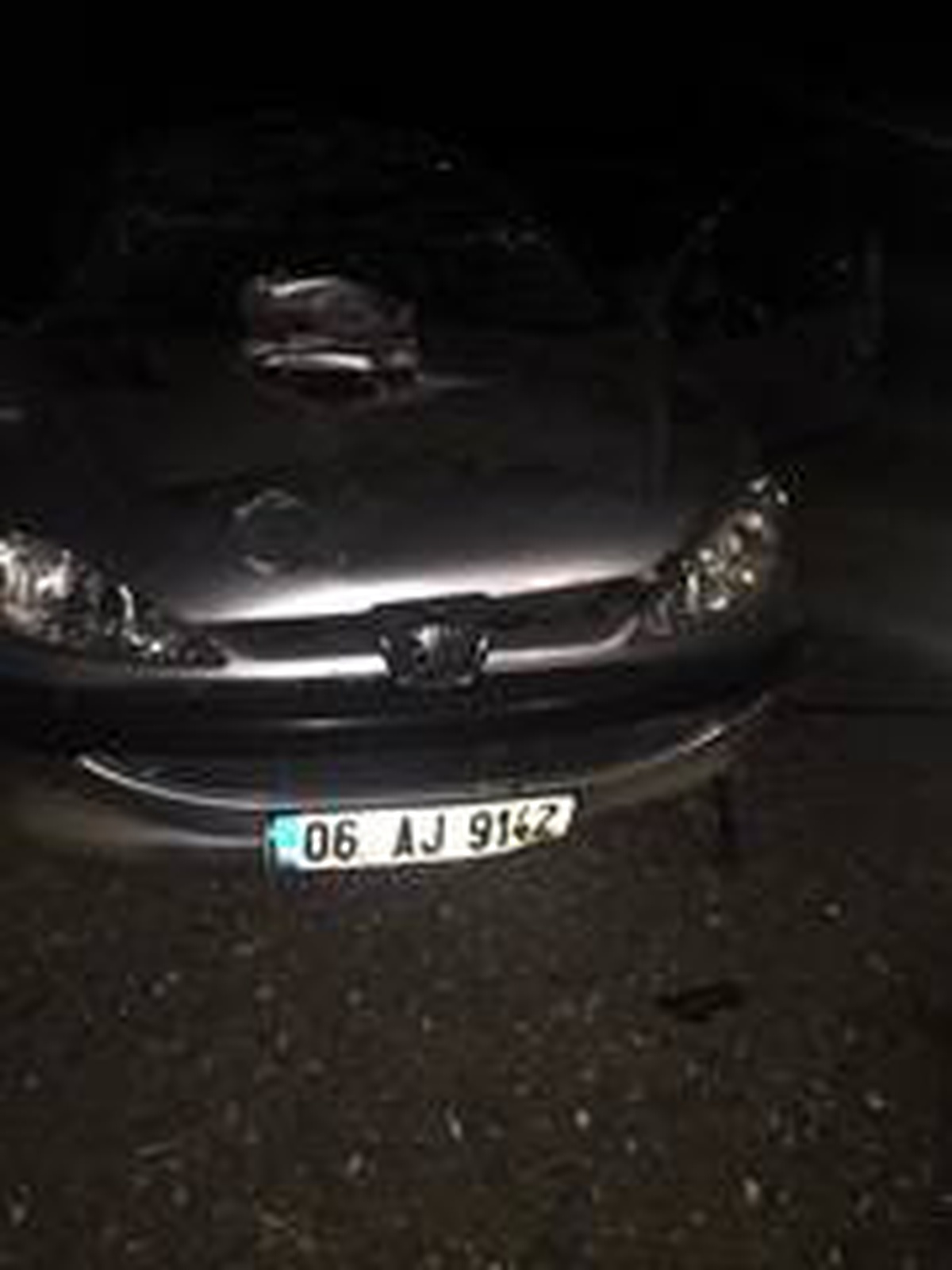 Otomobil takla attı: 5 kişi yaralandı