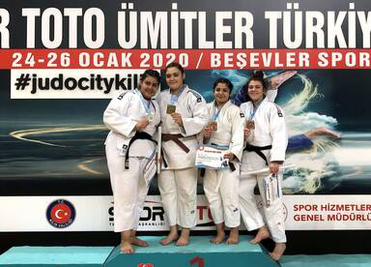 Manisa Büyükşehir Belediyesporunun Judocuları, Milli Takım kampında