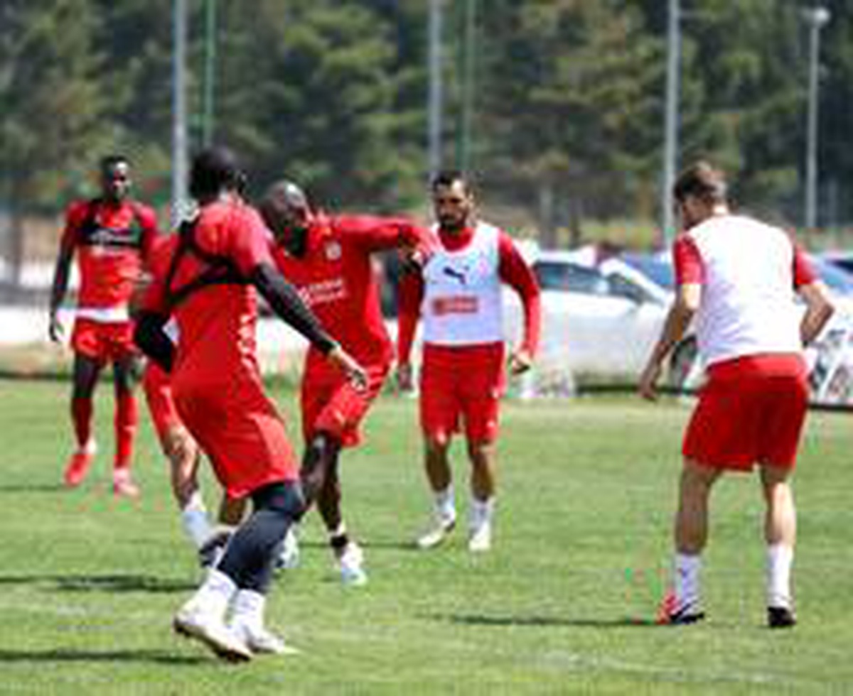 Sivasspor yeni sezon hazırlıklarını sürdürüyor