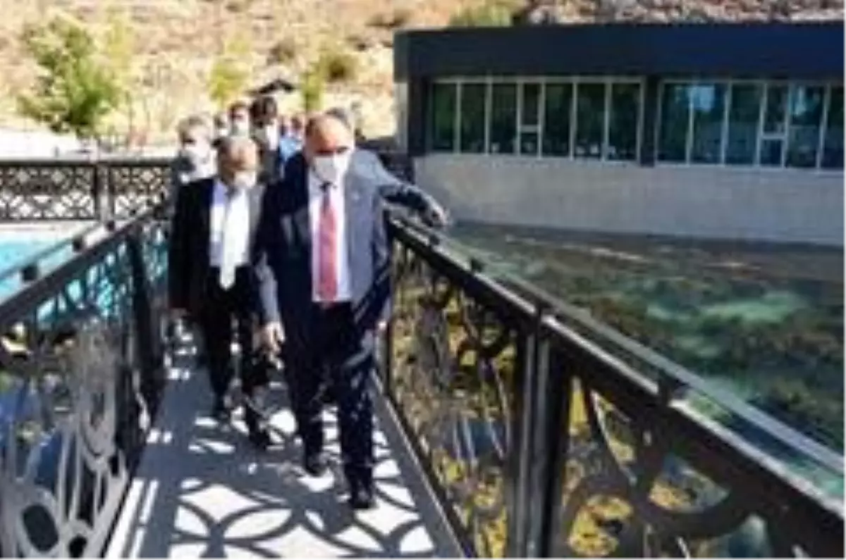 Vali Günaydın Bünyan\'da Muhtarlarla Buluştu