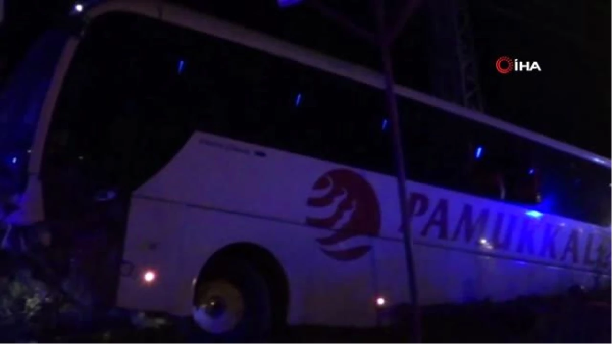 Yoldan çıkarak tarlaya giren yolcu otobüsünde 25 kişi yaralandı