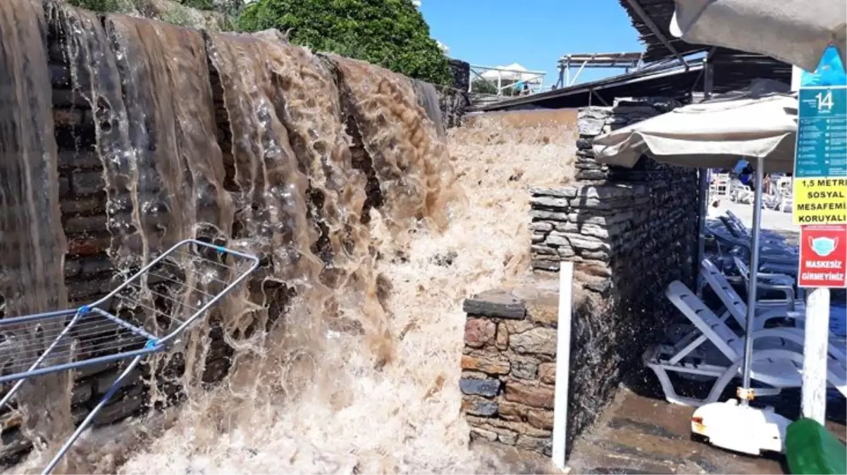 Bodrum yine bildiğiniz gibi! Yollar dereye, duvarlar şelaleye döndü