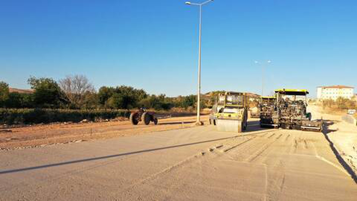 Büyükşehir Oğuzeli\'ne ilk çevre yolunu kazandırıyor