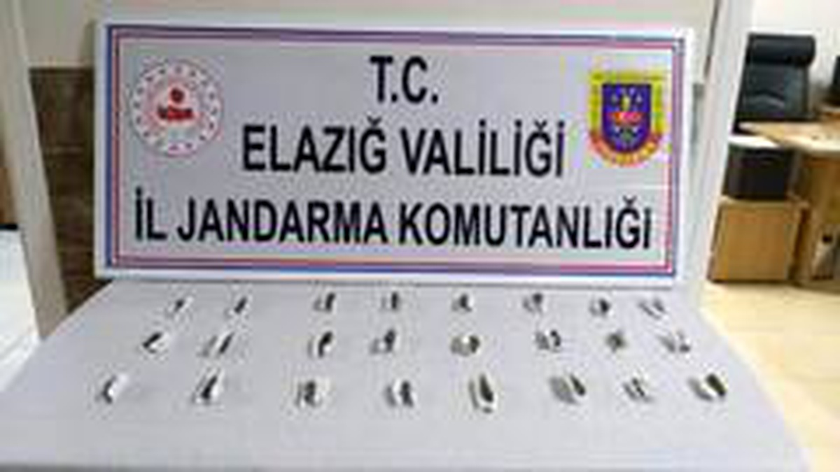 Son dakika haber | Elazığ\'da satışa hazır uyuşturucu paketleri ile 1 şüpheli yakalandı