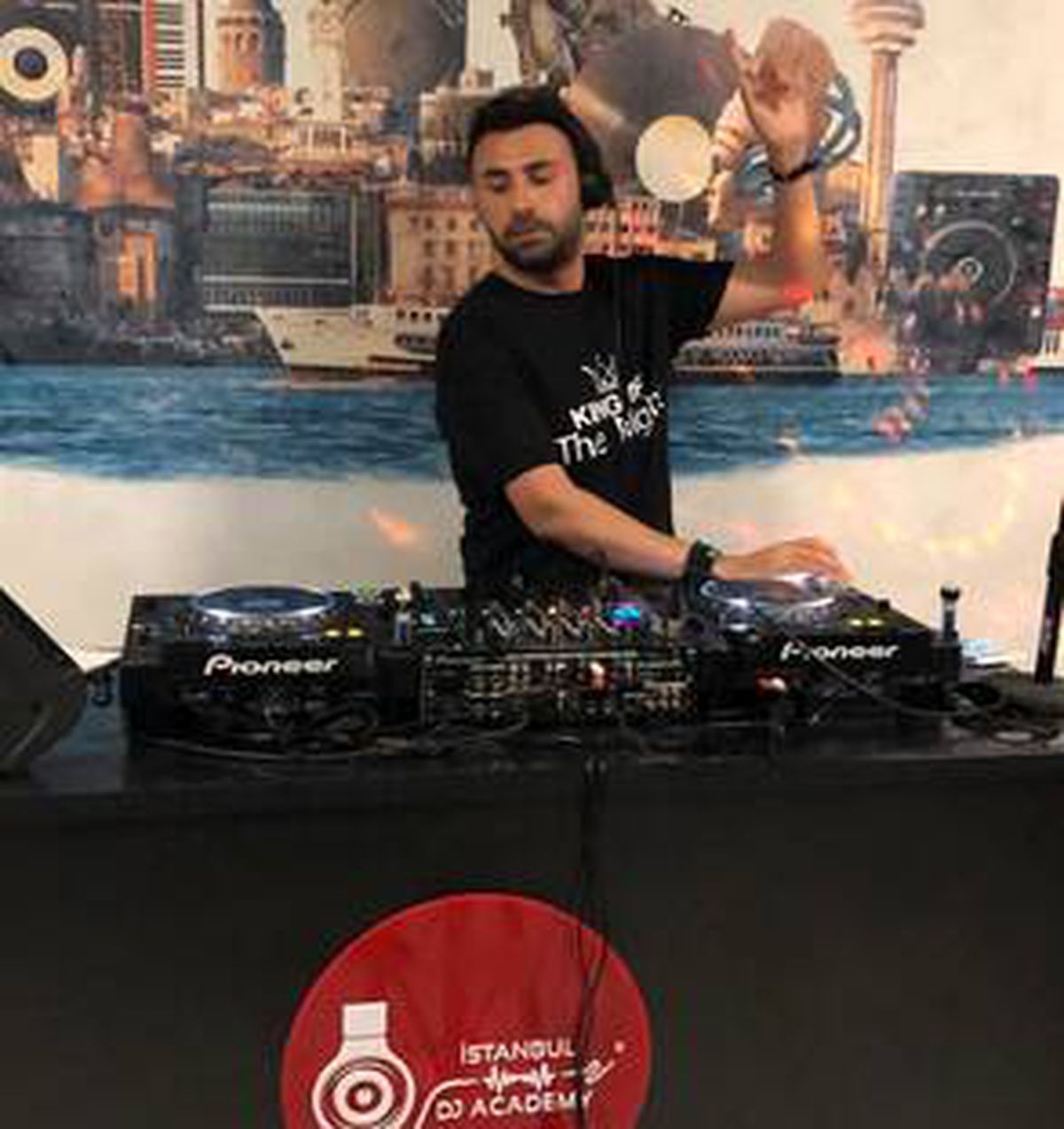 Serdar Ayyıldız\'dan interaktif program