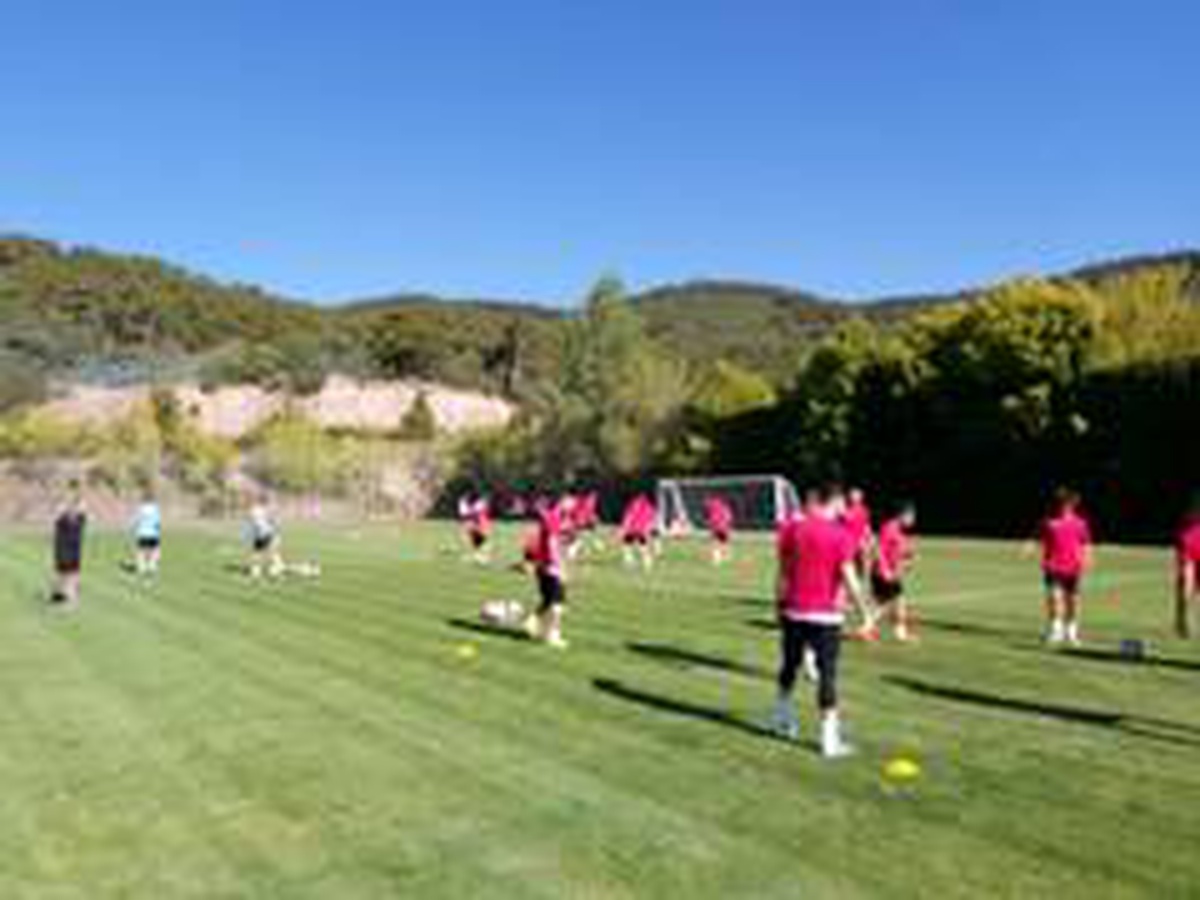 Yeşilyurt Belediyespor\'da kamp çalışmaları sürüyor