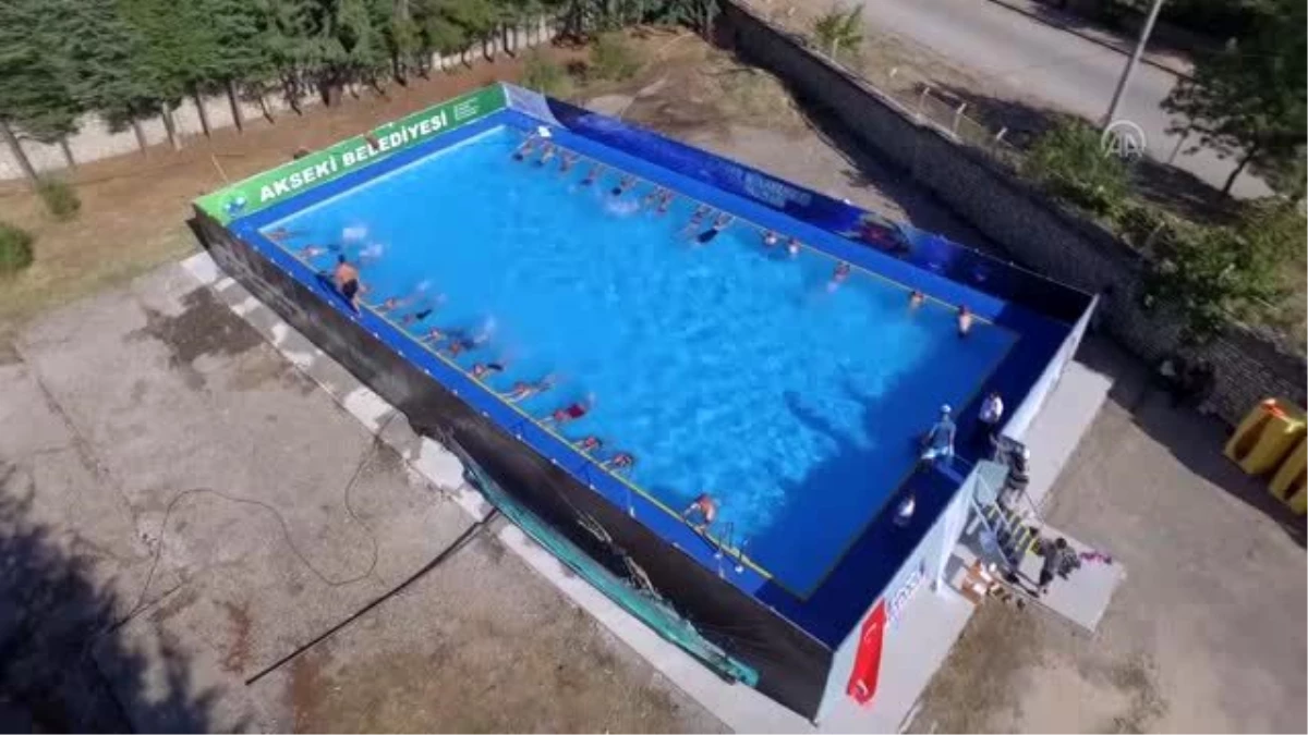 Son Dakika: Akseki\'de çocuklar için portatif yüzme havuzu