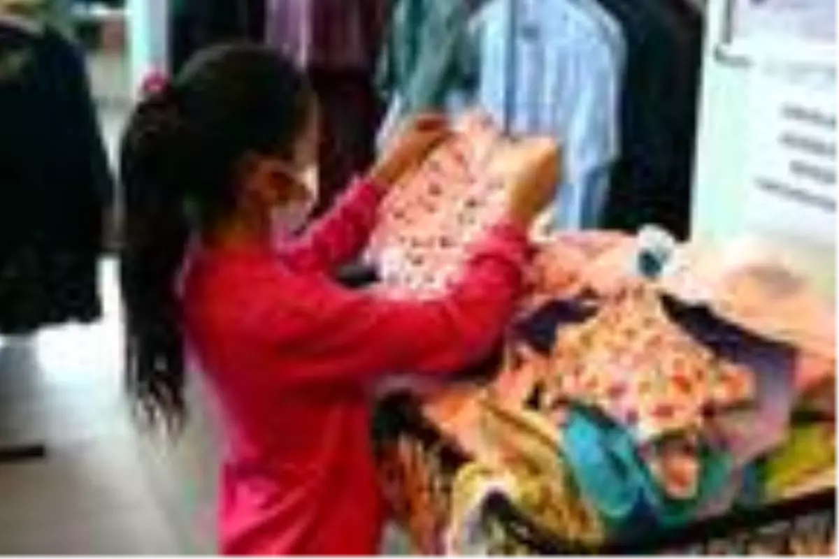 \'Hayır Çarşısı\', 60 bin ailenin yüzünü güldürdü