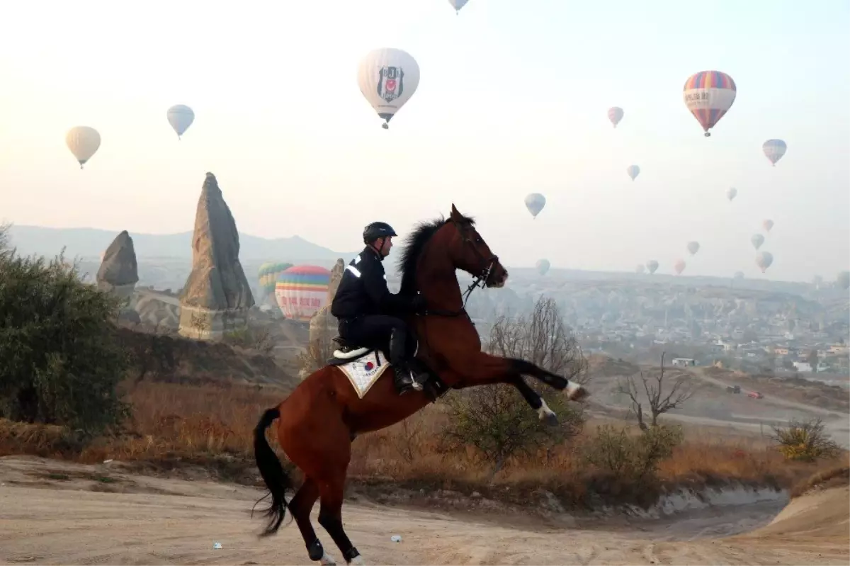 Kapadokya\'da sıcak hava balon turlarına rüzgar engeli