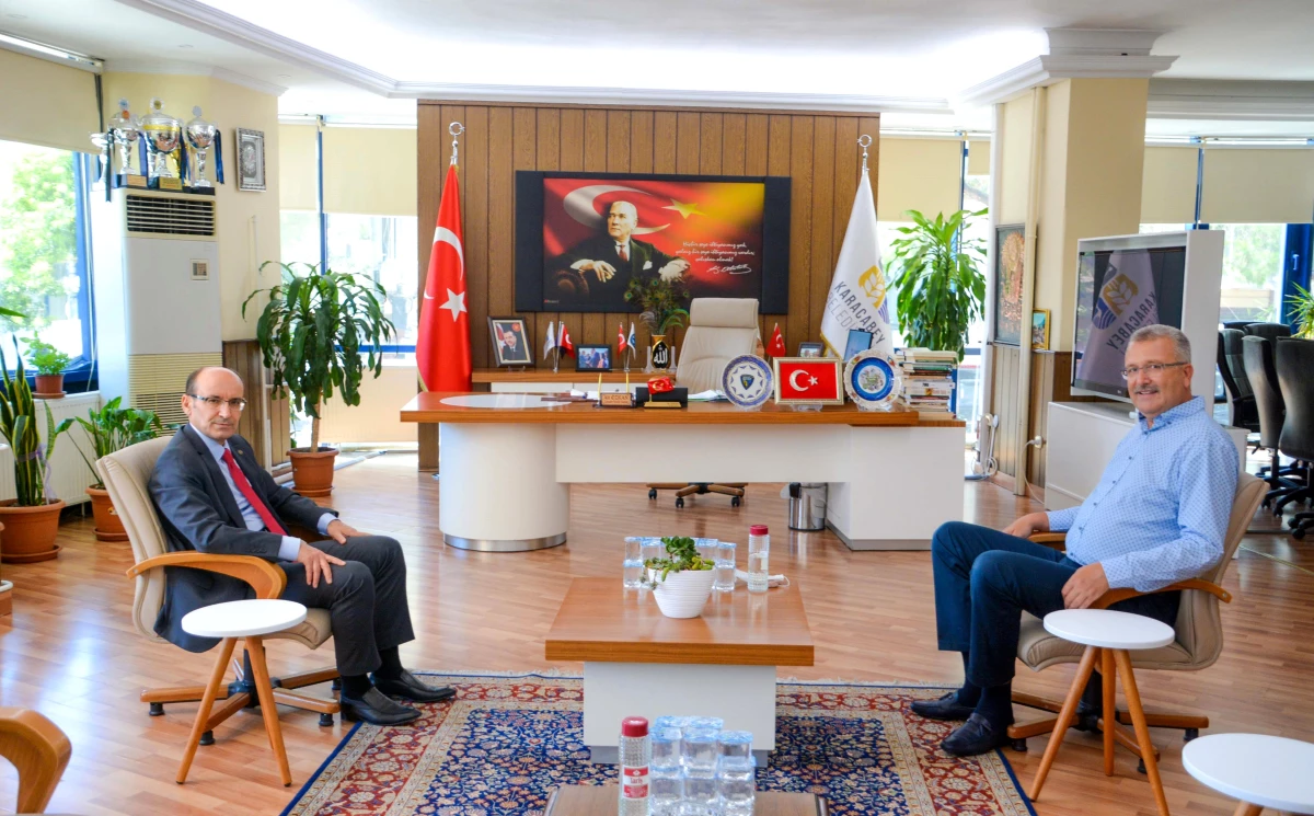 Karacabey Kaymakamı Kurtbeyoğlu\'ndan Başkan Özkan\'a ziyaret