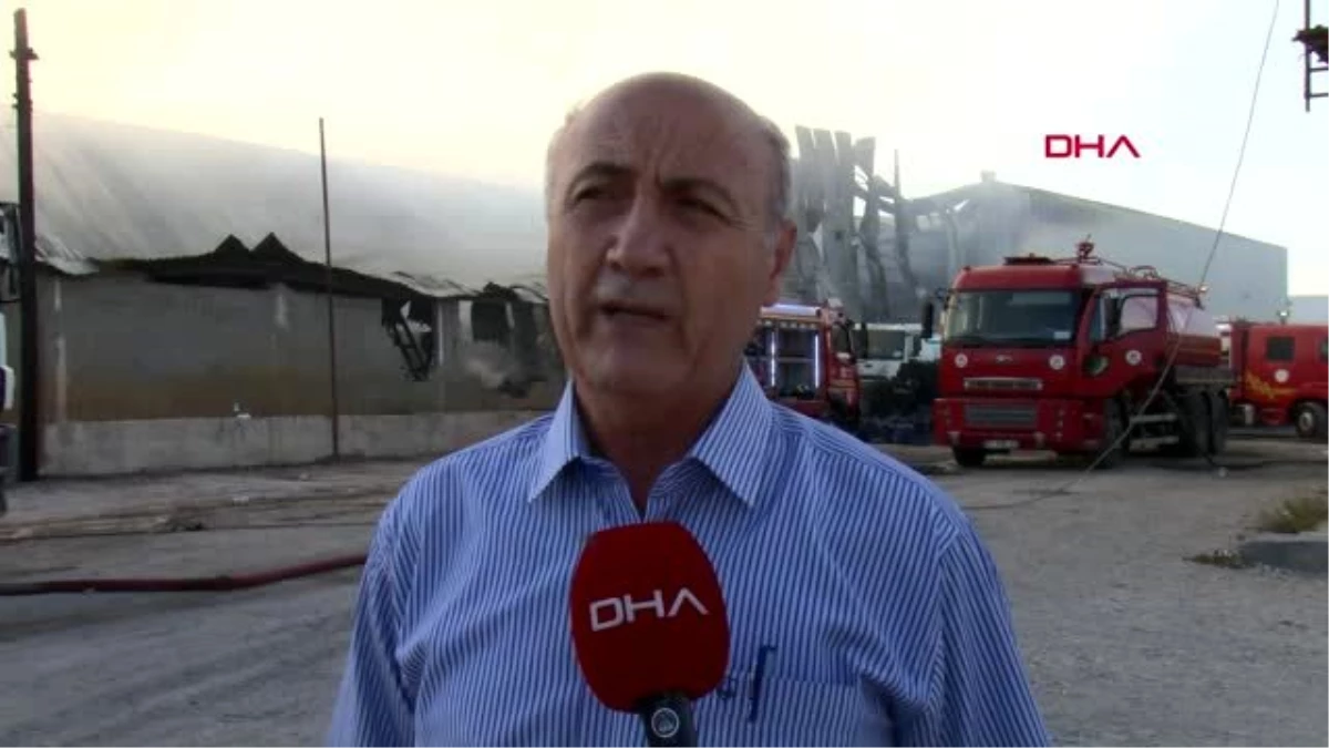 Son dakika haberi... Adana\'da geri dönüşüm fabrikası alev alev yandı