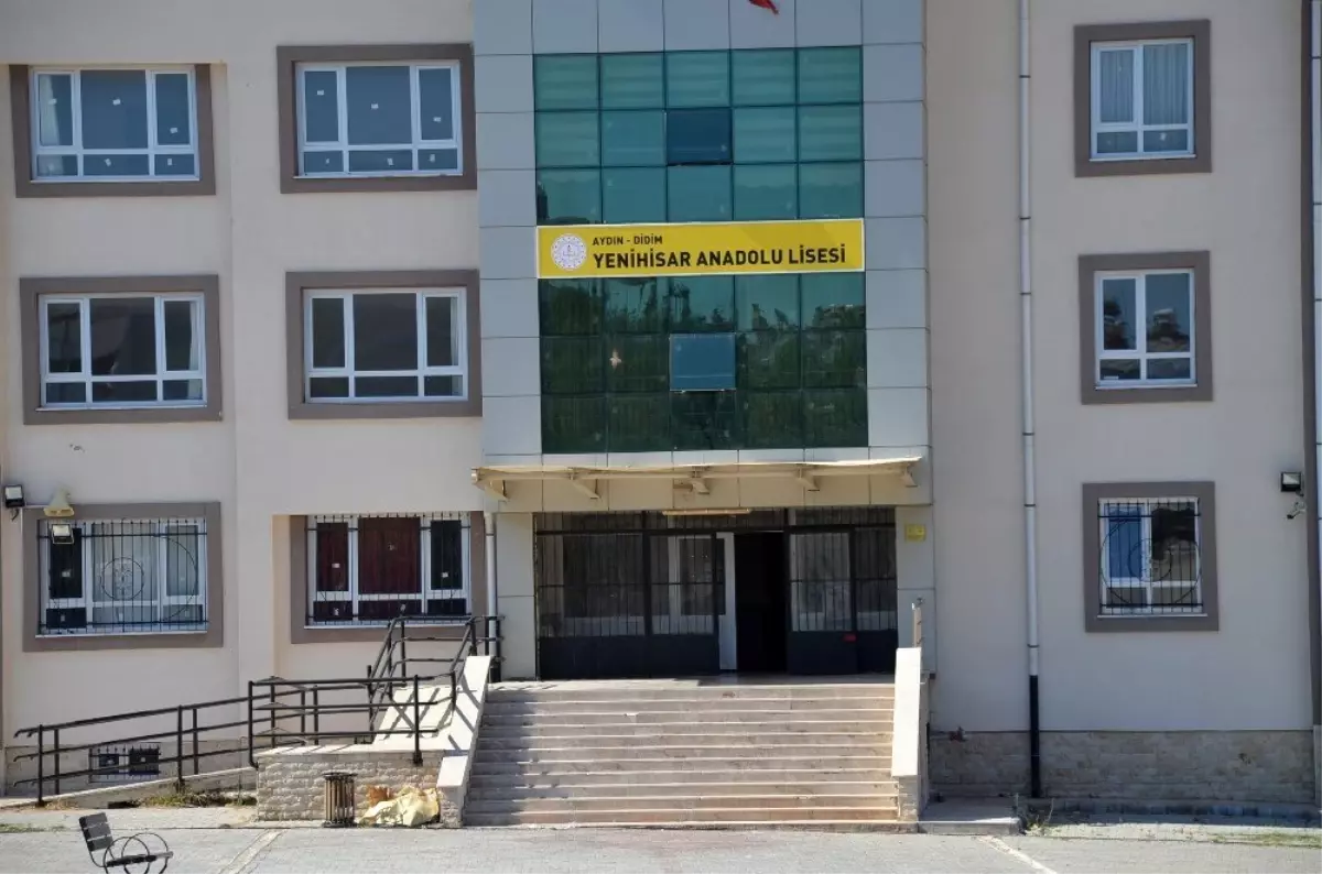 Didim İmam Hatip Ortaokulunun yerine Anadolu lisesi kuruldu