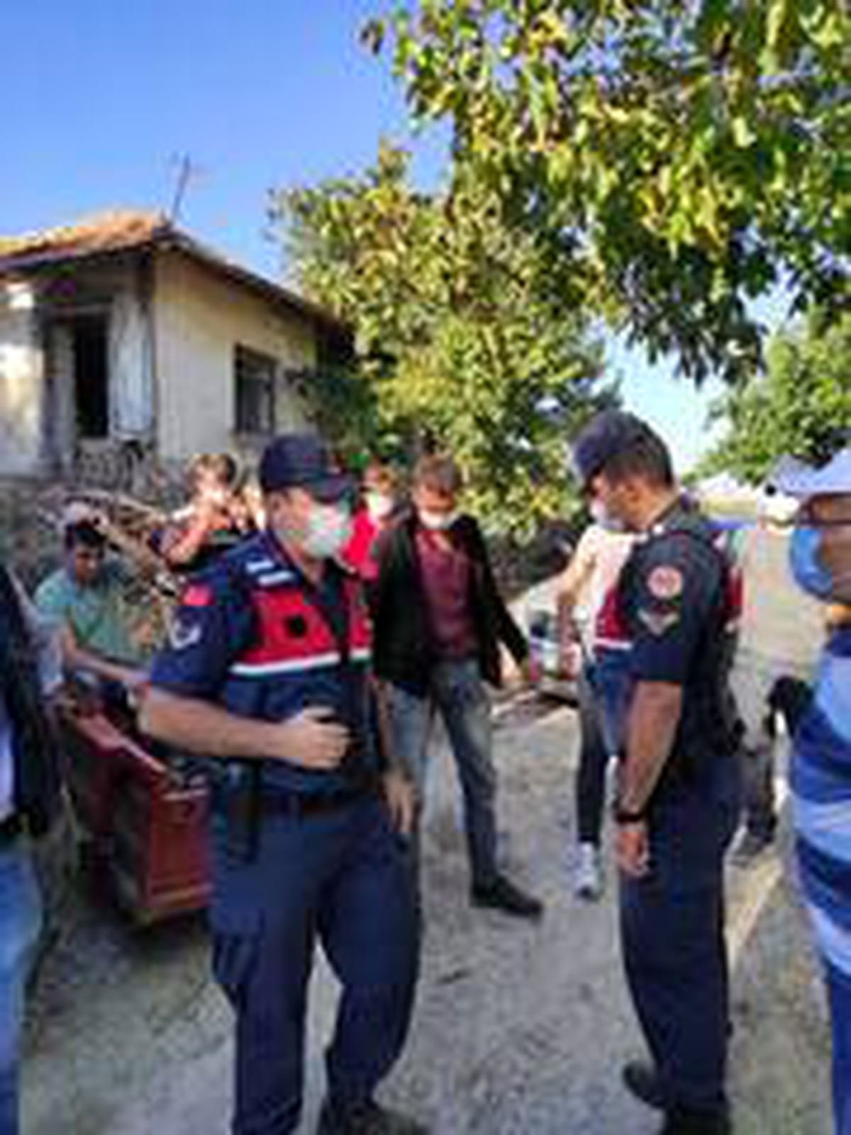 Son dakika... Dursunbey\'de kaybolan şahısı AFAD ve jandarma ekipleri buldu