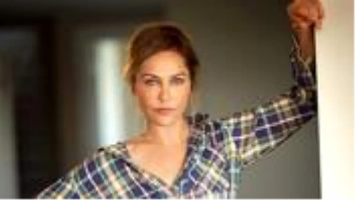 Hülya Avşar Beşiktaş için verdiği bağış sözünü tuttu