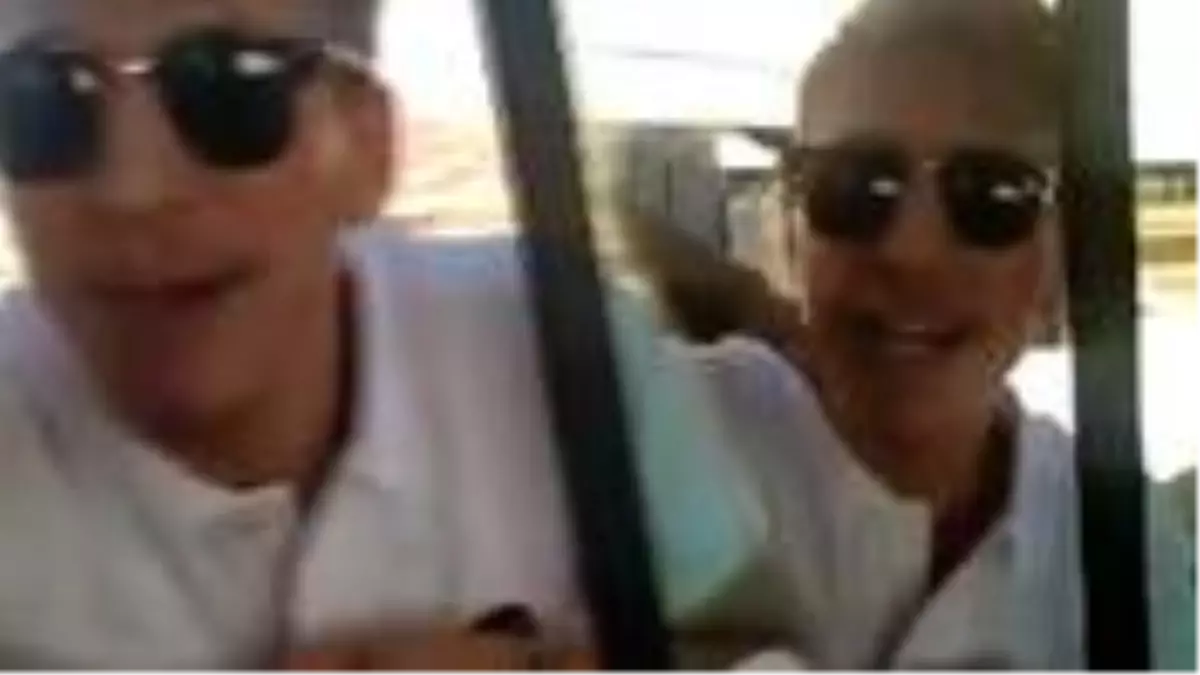 Trafikte dehşet anları kamerada! "Polisim" diyerek önünü kesti, 5 yerinden bıçakladı