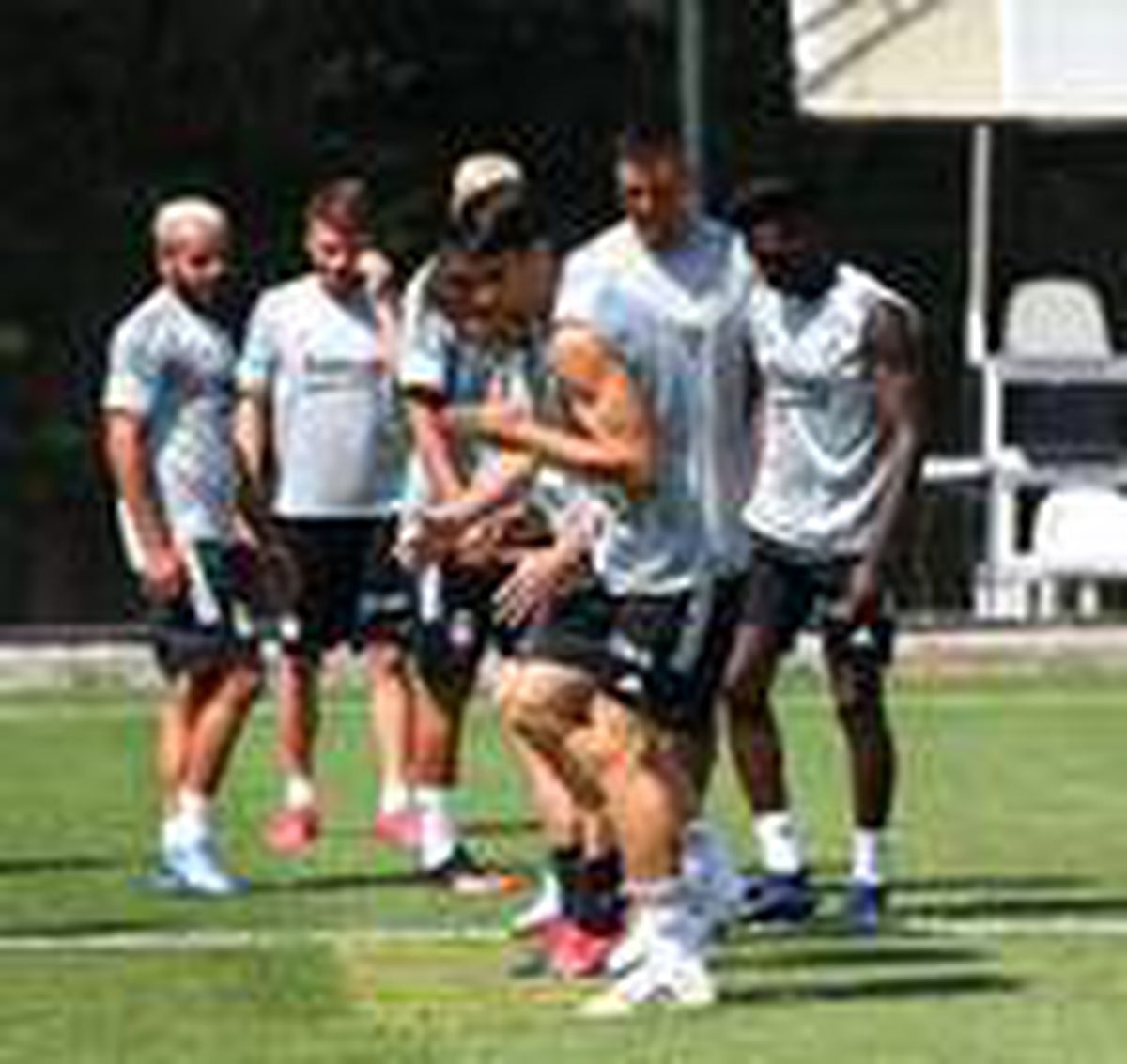 Beşiktaş\'ta PAOK maçı hazırlıkları devam ediyor