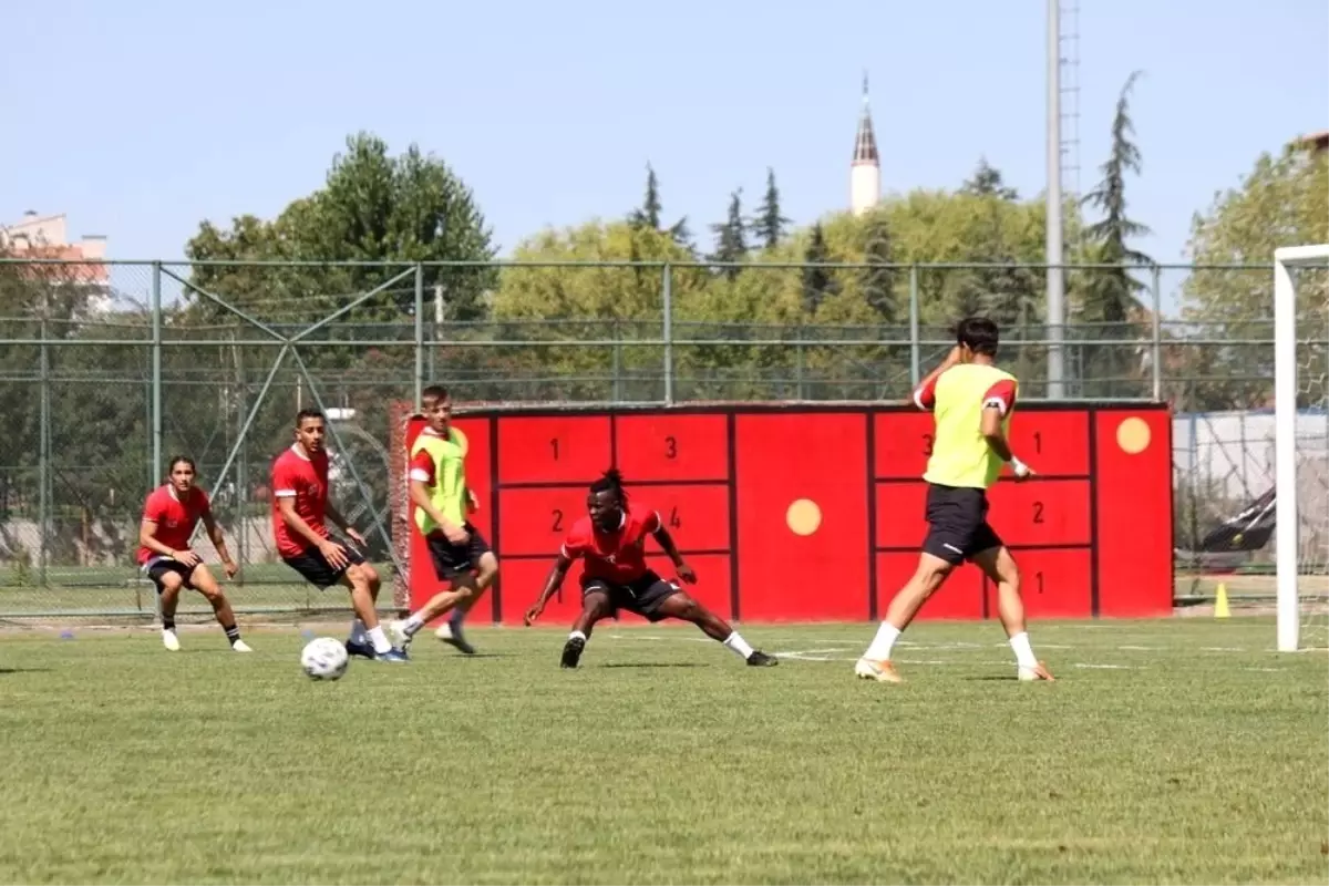 Eskişehirspor pas çalıştı